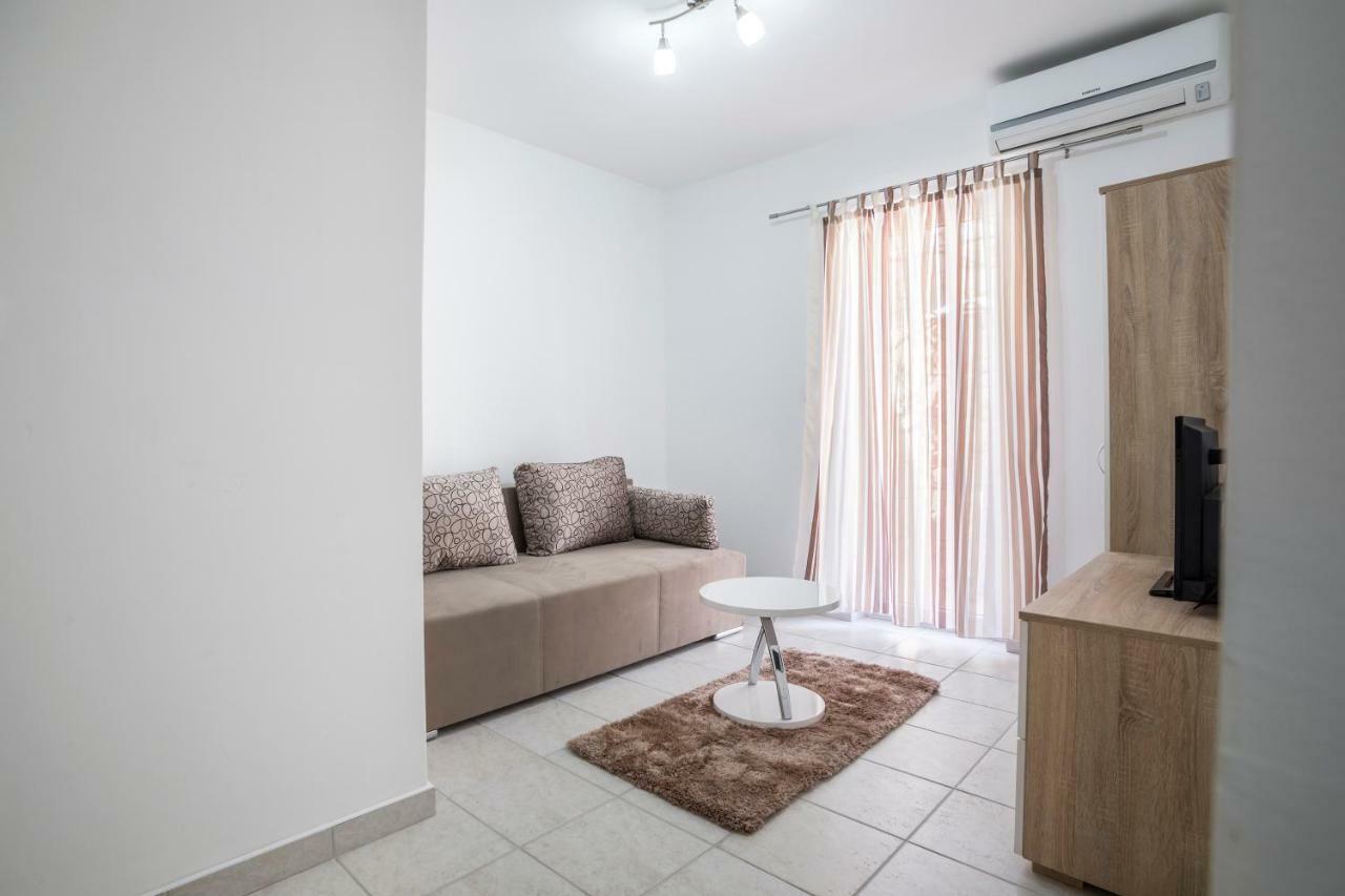 Apartments Bezmalinovic 2 โบล ภายนอก รูปภาพ
